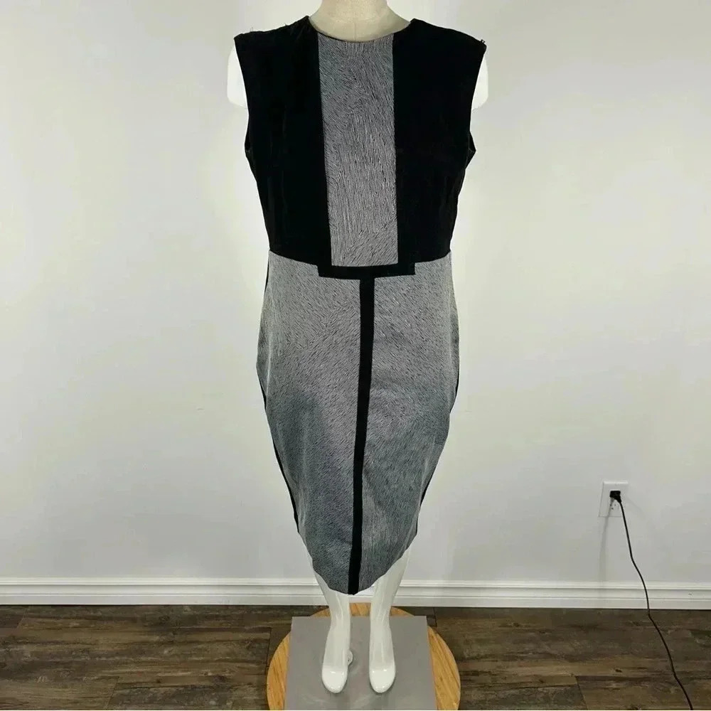 Sportmax Black and Gray Sleeveless Sheath Dress